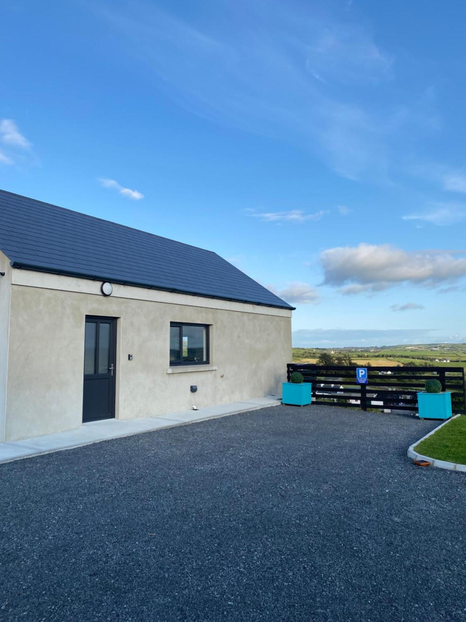 Hill Top View Apartment Lahinch Extérieur photo